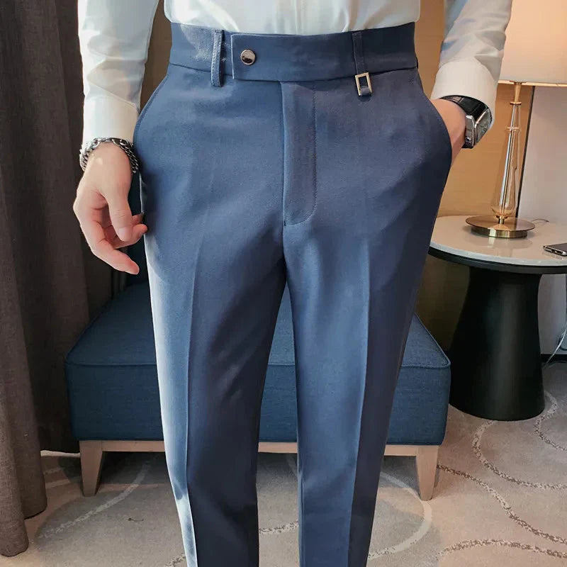 Calça de Alfaiataria Masculina Bonzzano BZ213 em tecido premium e corte slim fit.