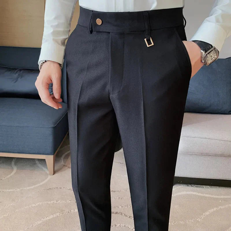 Calça de Alfaiataria Masculina Bonzzano BZ213 em tecido premium e corte slim fit.