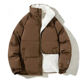 Jaqueta Bobojaco Masculina Bonzzano BZ157 em fundo neutro, destacando seu design sofisticado e funcional.