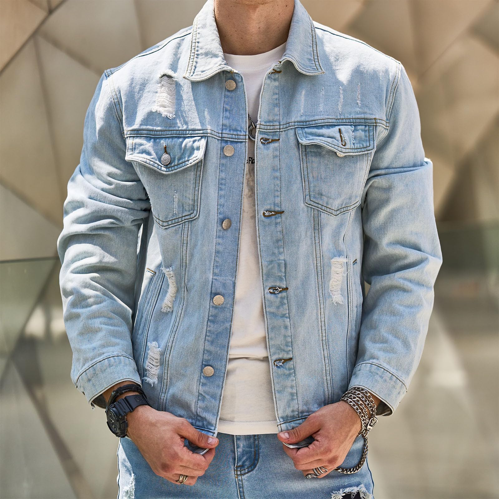 Jaqueta Jeans Masculina Bonzzano BZ158 com design contemporâneo e elegante.