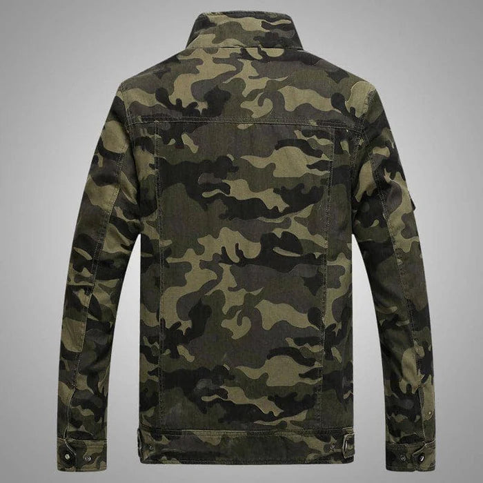 Jaqueta Masculina Camuflada Bonzzano BZ151 com estampa moderna e forro acolchoado.