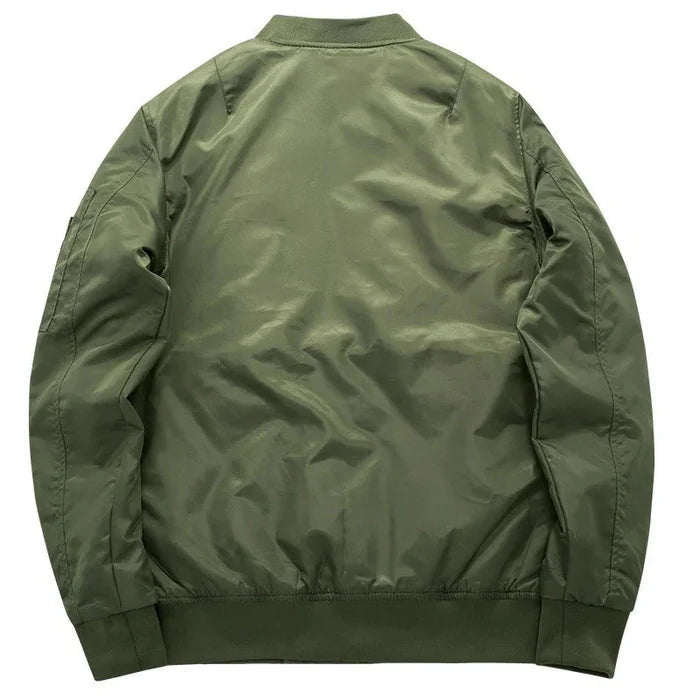 Jaqueta Masculina Bonzzano BZ146 em tecido premium, ideal para o frio.
