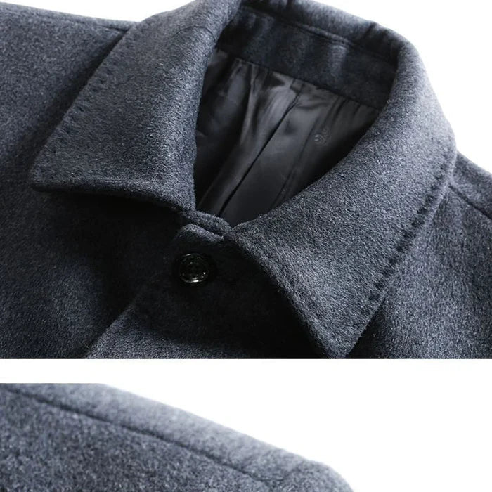 Sobretudo Social Masculino Curto em Lã Bonzzano BZ218 em um ambiente elegante.