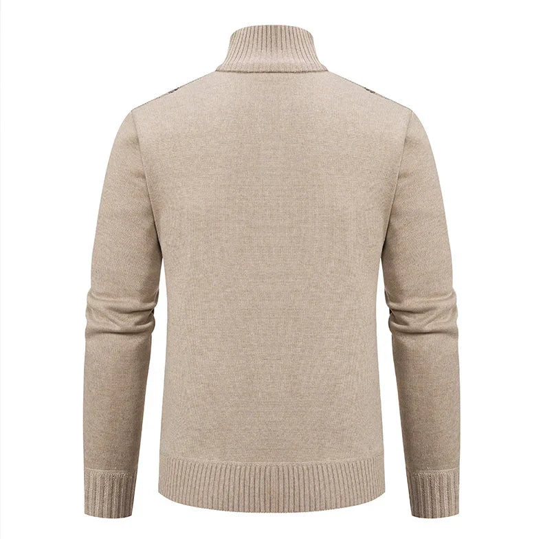 Suéter Masculino Bonzzano BZ174 em tecido premium com modelagem slim fit.