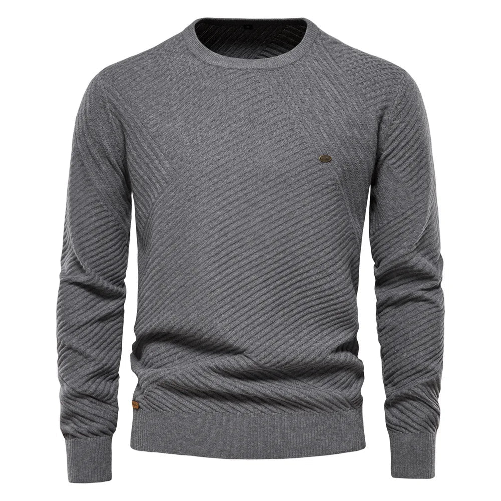 Suéter Masculino Bonzzano BZ175 em lã de alta qualidade com modelagem slim fit.