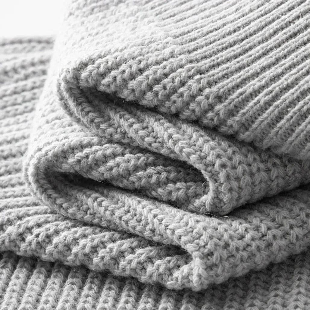 Suéter Masculino Bonzzano BZ019 em tricot premium, elegante e versátil.