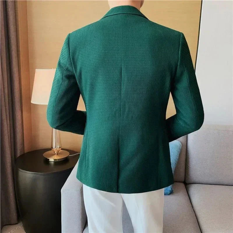 Blazer Masculino Bonzzano BZ192: elegância e sofisticação para todas as ocasiões.