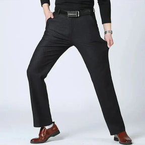 Calça Social Masculina Bonzzano BZ227, elegante e confortável, ideal para ocasiões formais.