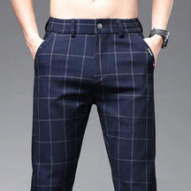 Calça Social Xadrez Masculina Bonzzano BZ224 com modelagem slim fit.
