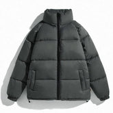 Jaqueta Bobojaco Masculina Bonzzano BZ128 em um fundo neutro.