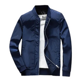 Jaqueta Impermeável Masculina Bonzzano BZ121 em ambiente externo