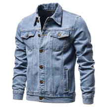 Jaqueta Jeans Masculina Bonzzano BZ135 em jeans premium, modelagem ajustada e design clássico.