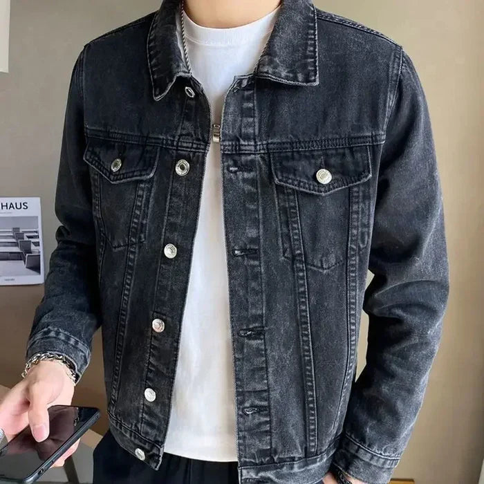 Jaqueta Jeans Masculina Bonzzano BZ160 com botões metálicos exclusivos.