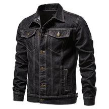 Jaqueta Jeans Masculina Bonzzano BZ135 em jeans premium, modelagem ajustada e design clássico.