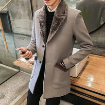Sobretudo Masculino Bonzzano BZ221 em lã com design elegante e botões.