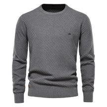 Suéter Masculino Bonzzano BZ175 em lã premium com modelagem slim fit.